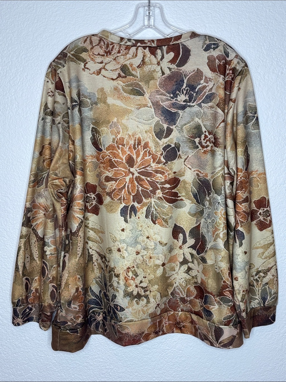 Women’s Floral Long Sleeve Top in Multicolor - Picture 4 of 6